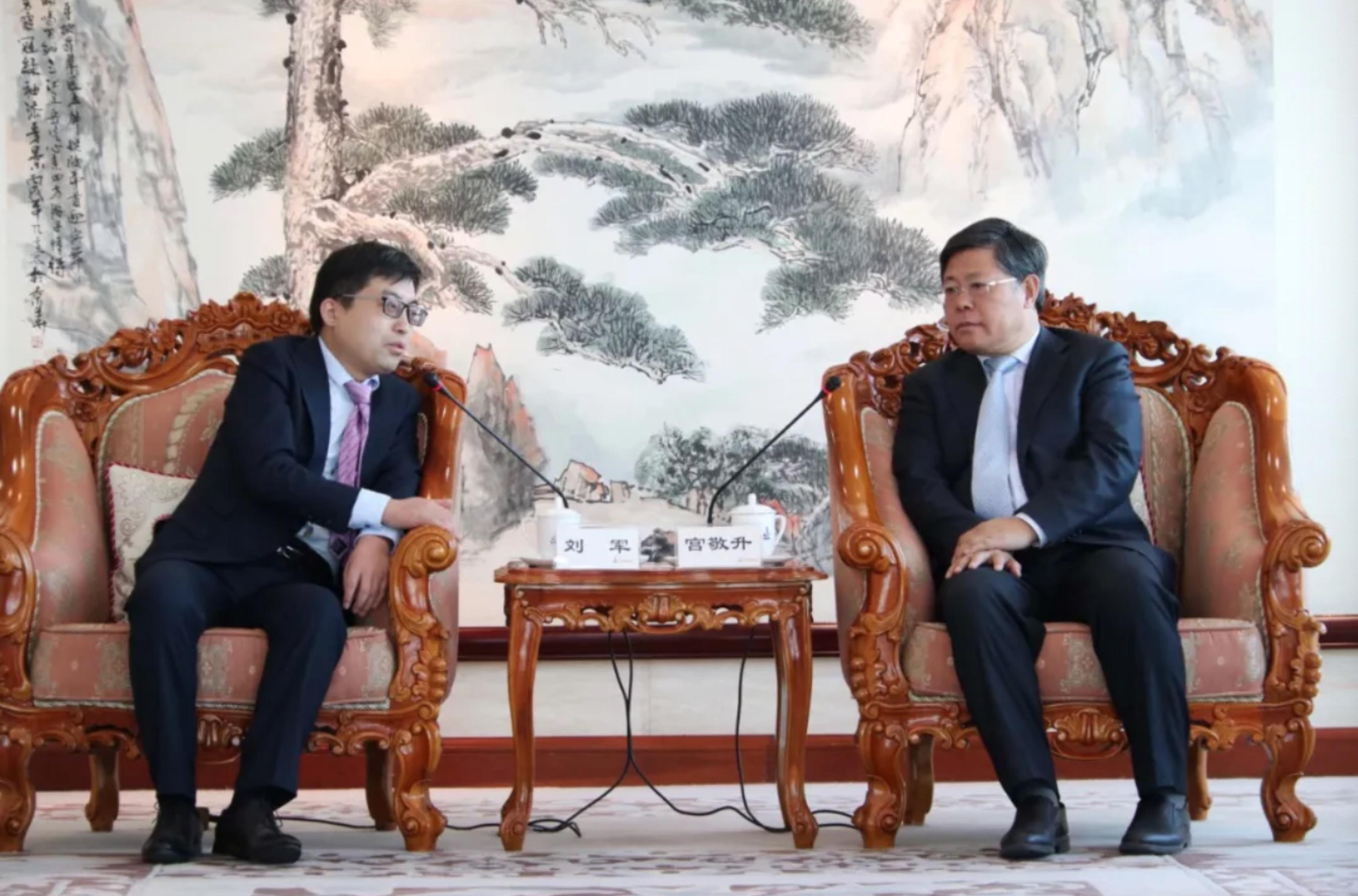 湖南省融资担保集团与湖南兴湘投资控股集团签署战略合作框架协议