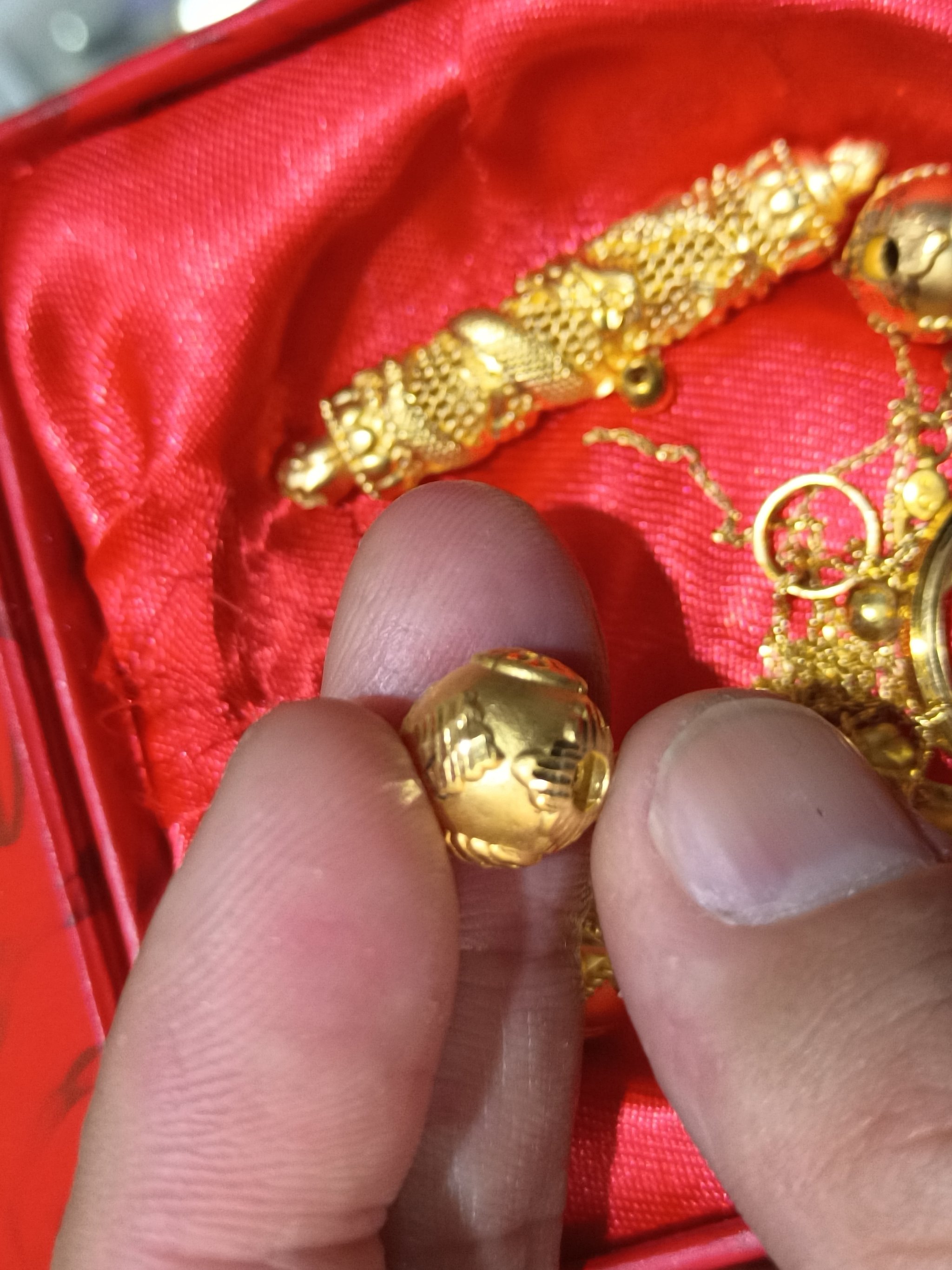 黄金十年：300元涨至1000元/克，你的小金库值多少？