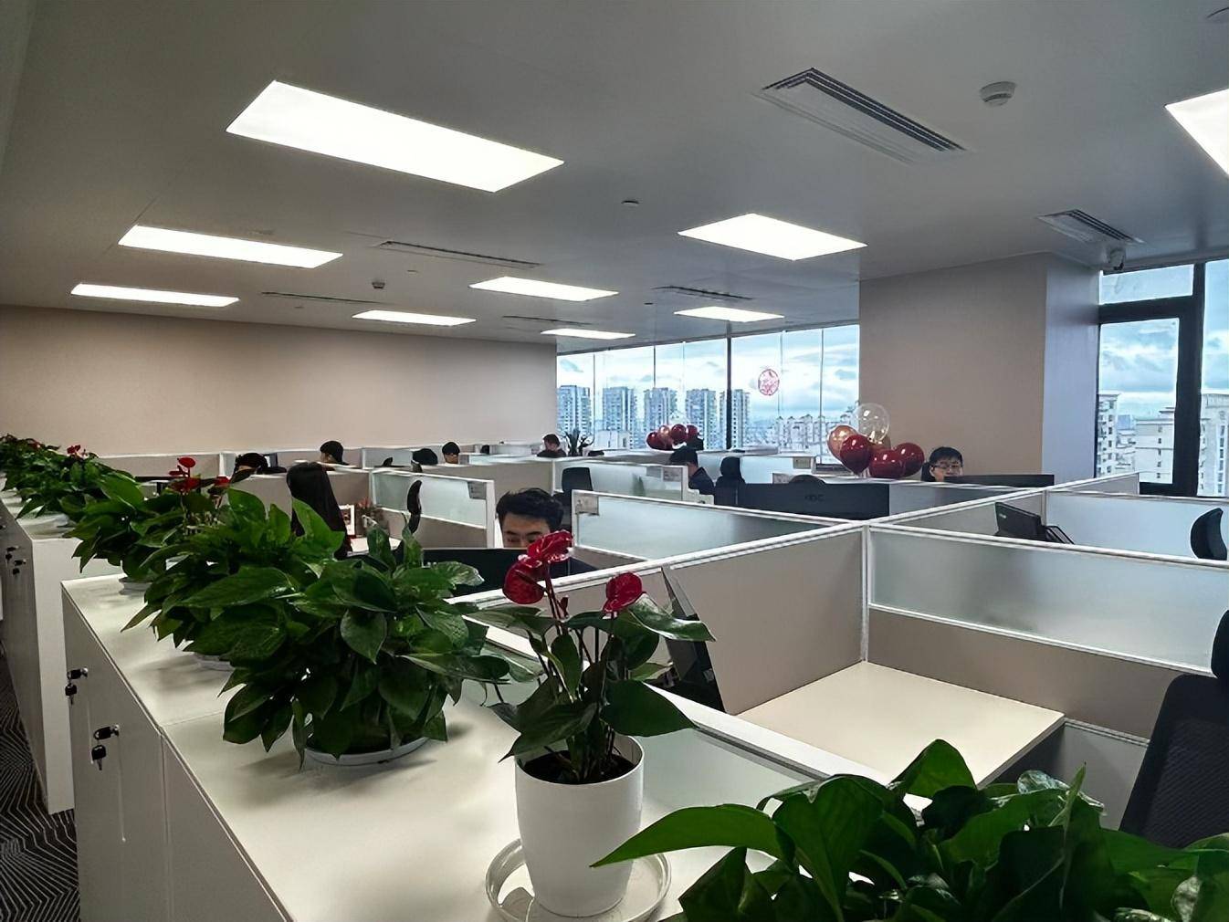 方正证券总裁何亚刚退休 曾参与筹建湖南首家证券营业部