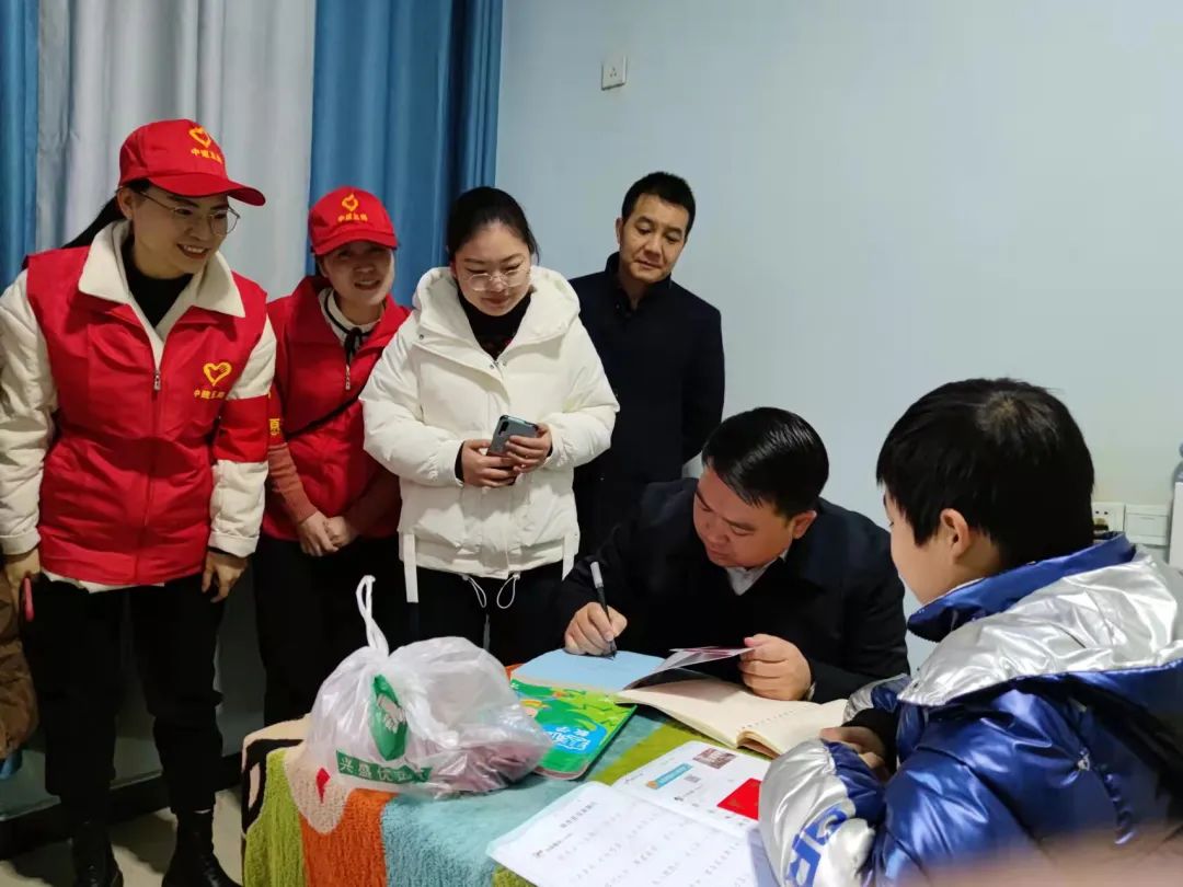 芙蓉区政府与兴湘资产交流座谈