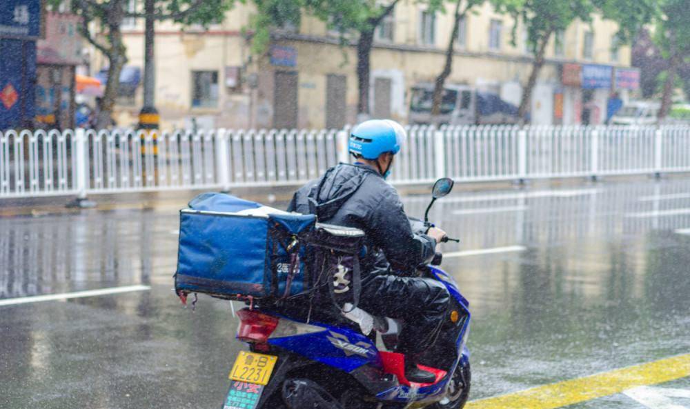 “救命技”“健康礼”双重守护！为外卖骑手安全赋能，开福区16个街道全覆盖