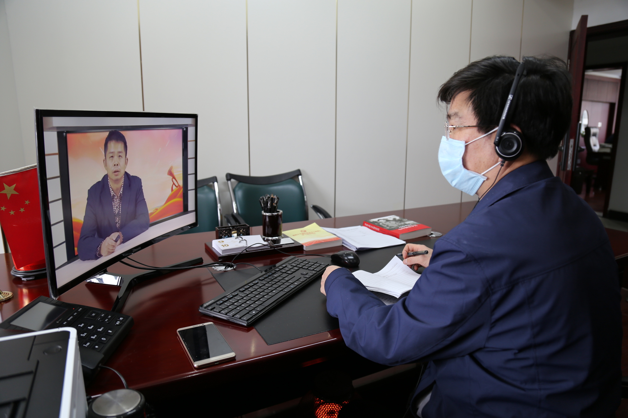 筑牢校园金融“防火墙” 中华财险张家界中支金融知识宣传进高校